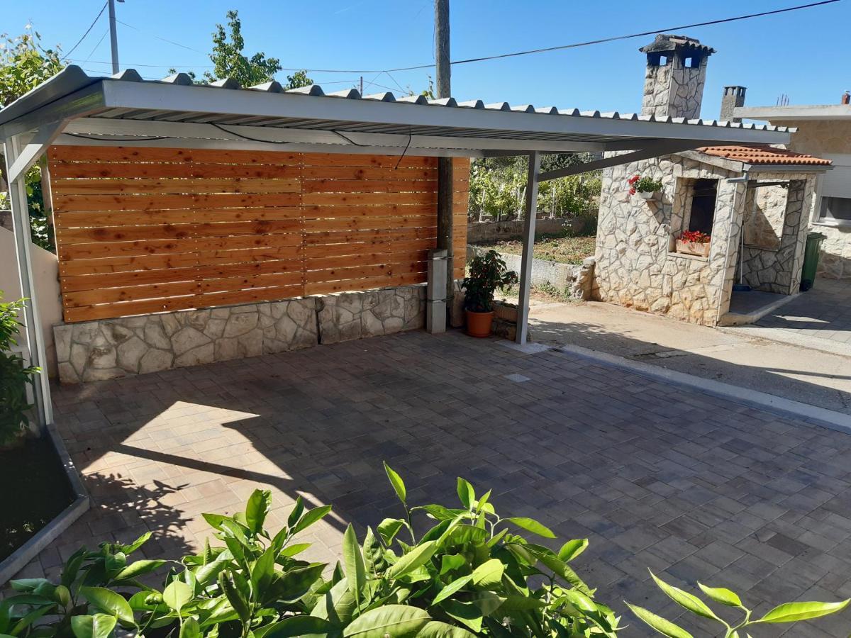 Ana I Ljubo Apartment Sukošan Екстериор снимка
